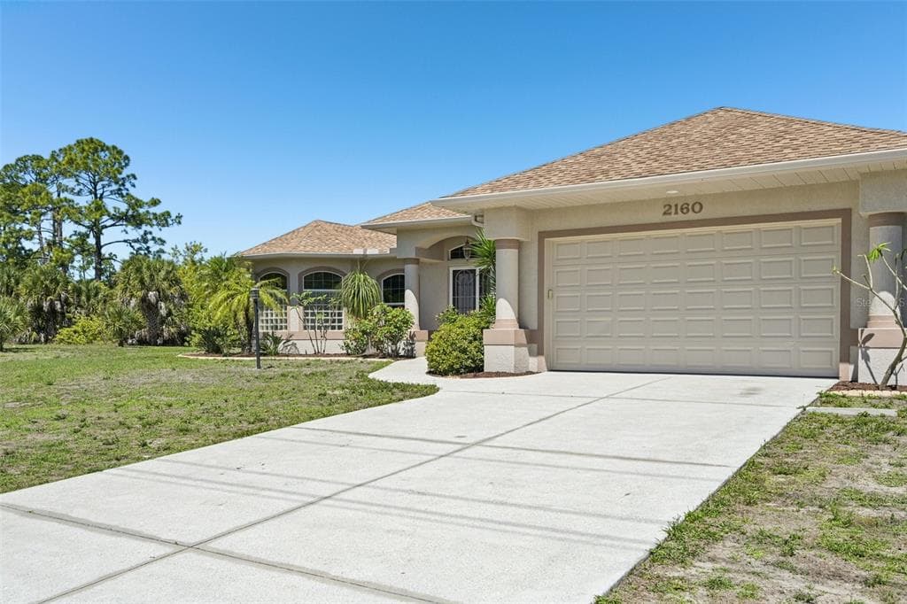 2160 W HILLSBOROUGH BOULEVARD photo 6