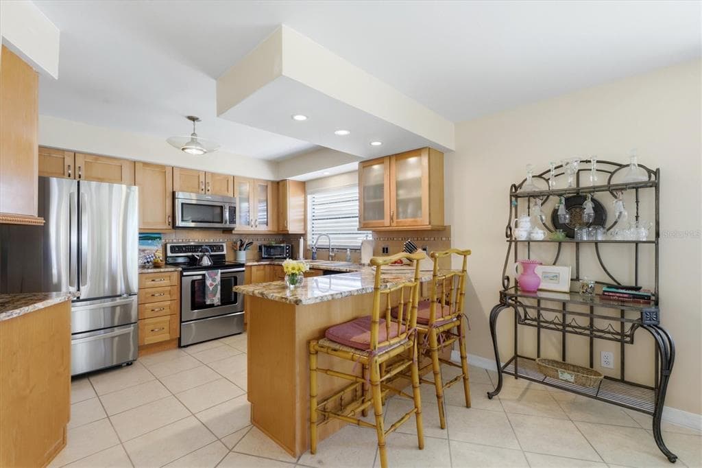 1052 KANT STREET photo 15