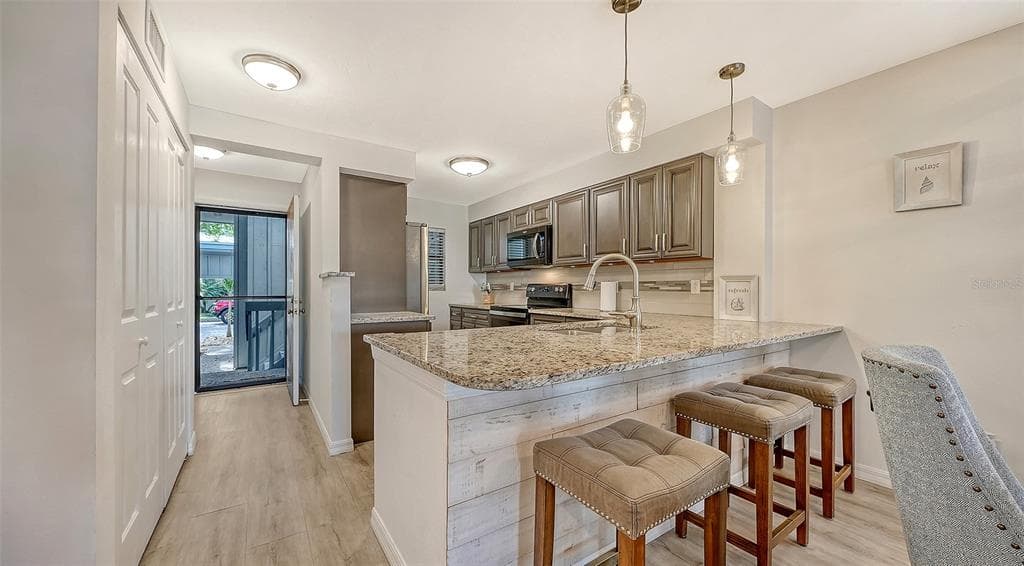 1249 DOCKSIDE PLACE 110 photo 15