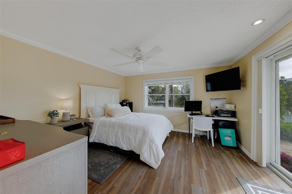 2017 COVE DRIVE photo 24