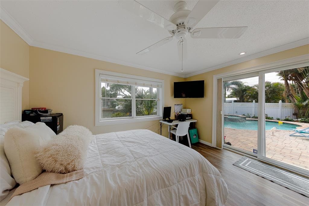 2017 COVE DRIVE photo 25