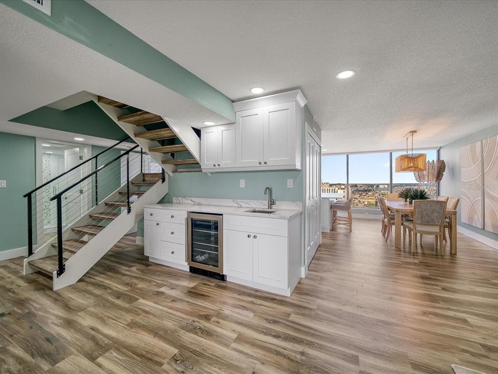 450 GULFVIEW BOULEVARD S 1708 photo 8
