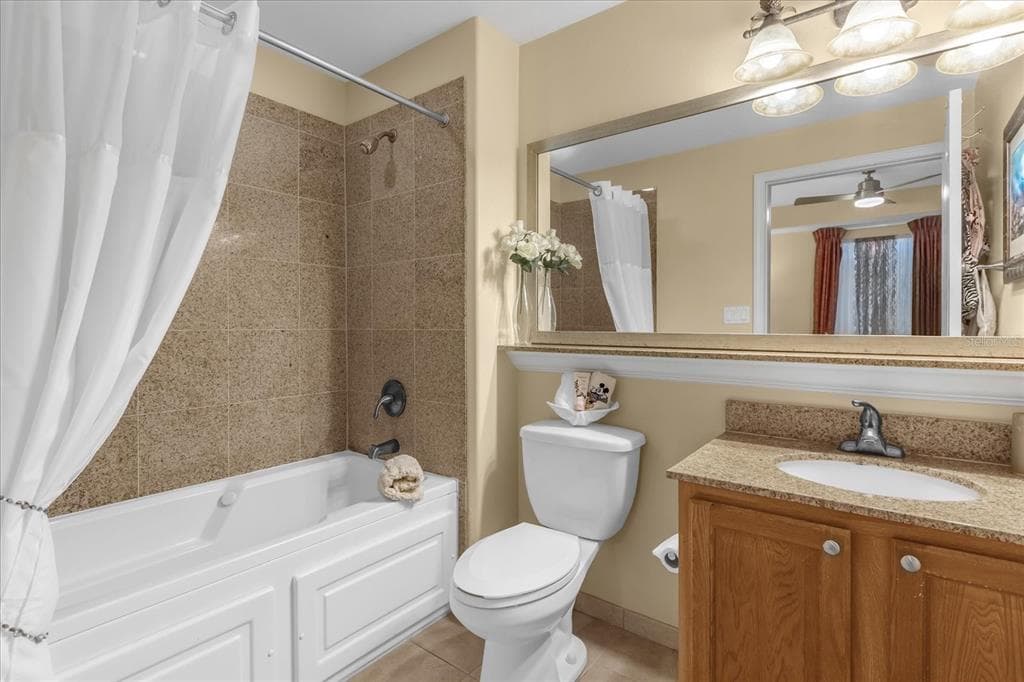 13427 BLUE HERON BEACH DRIVE 402 photo 17