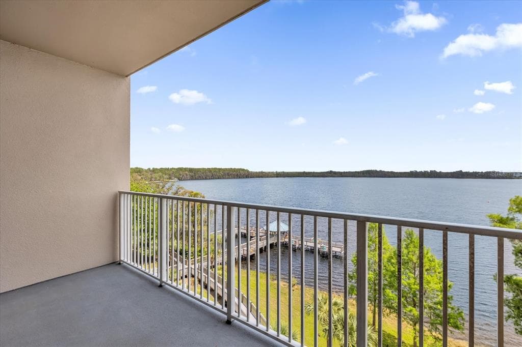 13427 BLUE HERON BEACH DRIVE 402 photo 25