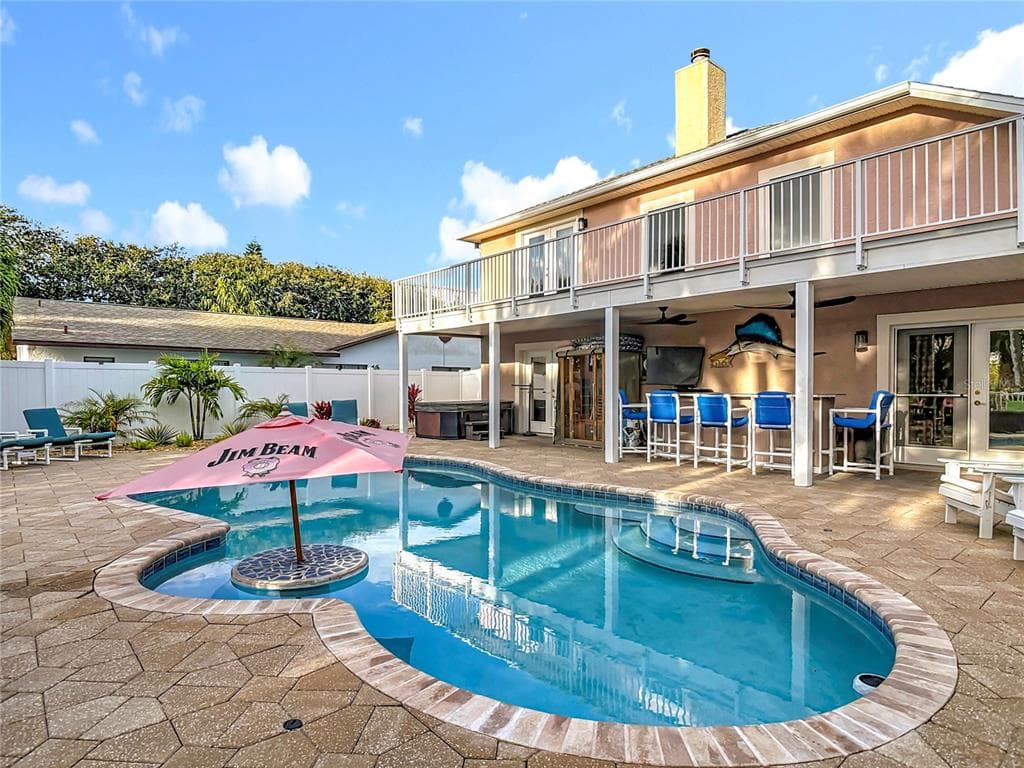 4508 SAXON DRIVE 2