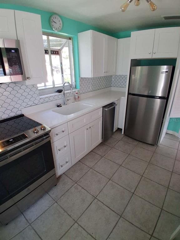 3372 MAYFLOWER STREET photo 4
