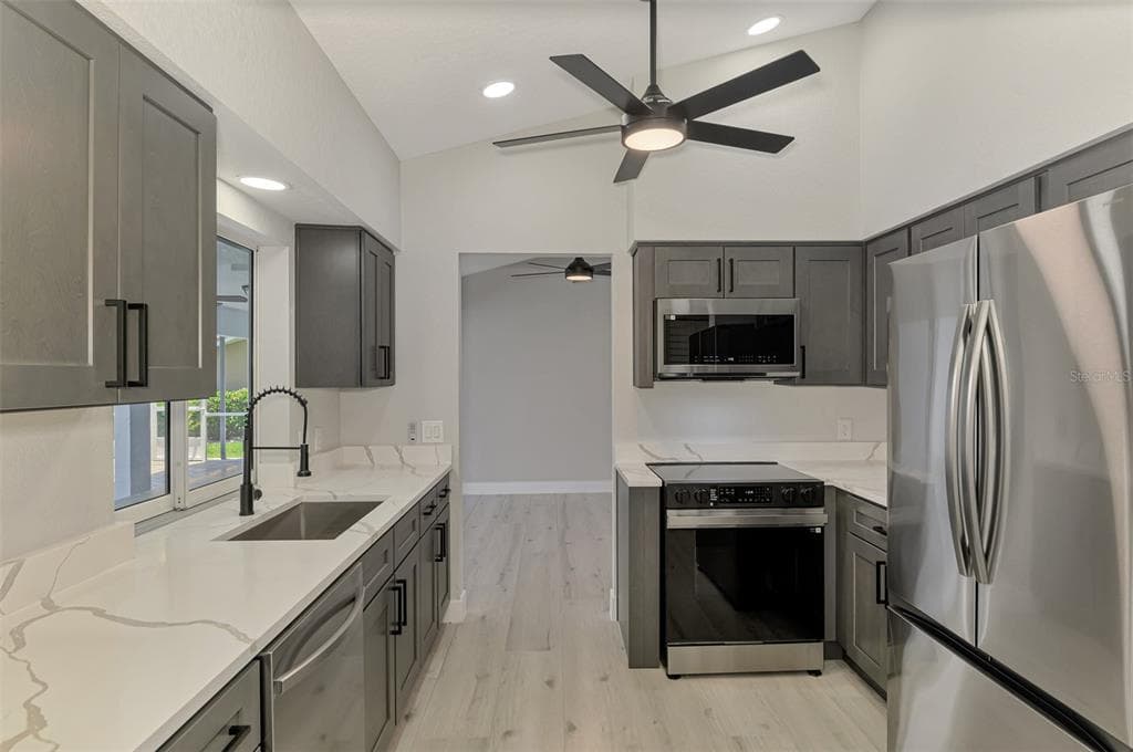 3077 STONE STREET photo 18