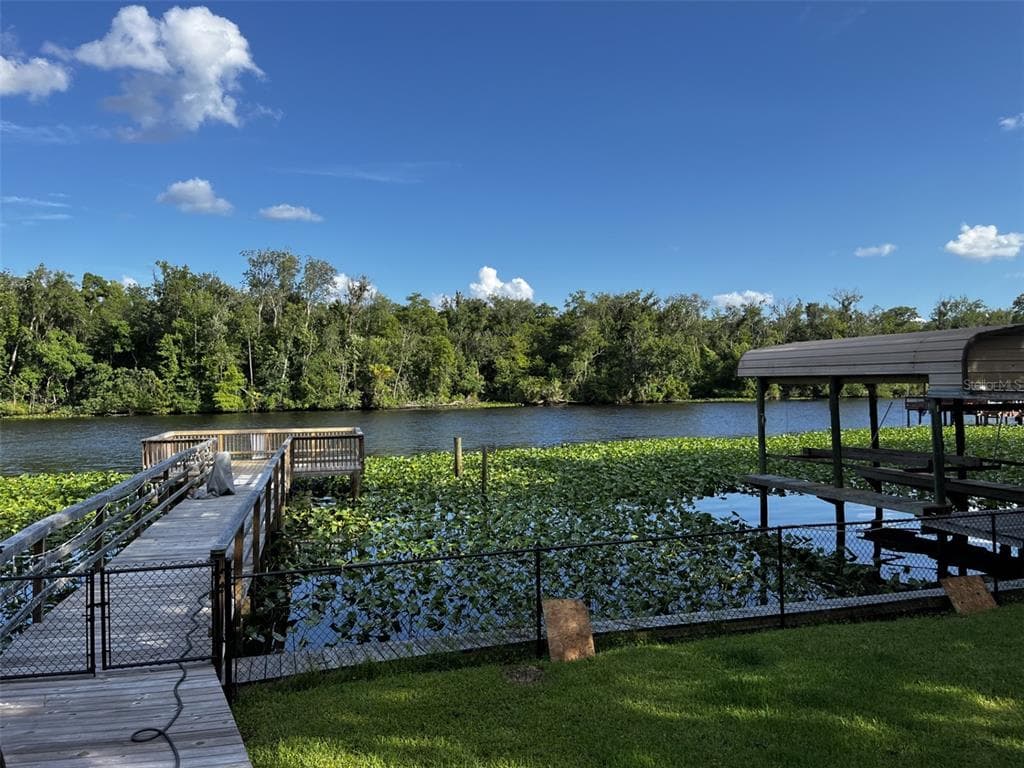 334 PARADISE CIRCLE 2