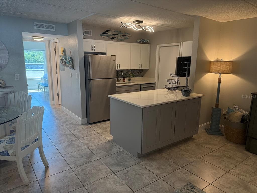 12760 INDIAN ROCKS ROAD 1024 photo 12