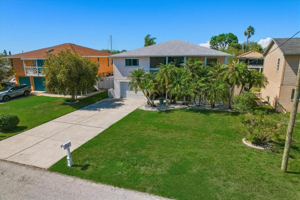 7611 MAKO DRIVE photo 3