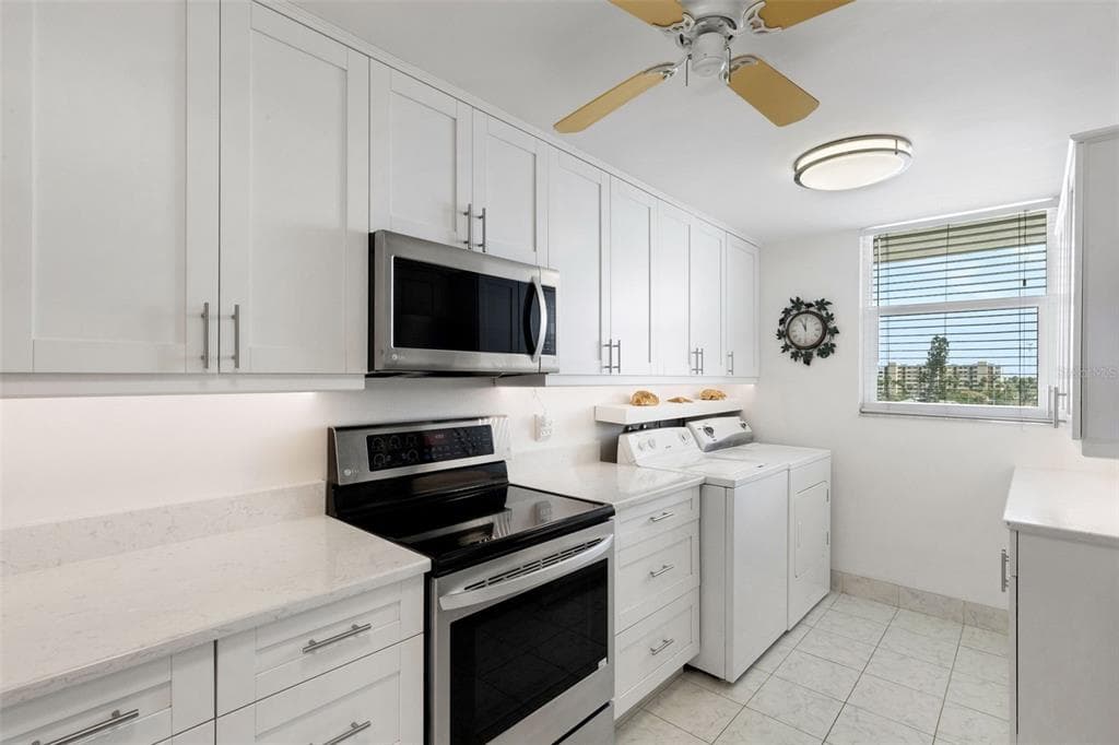 14900 GULF BOULEVARD 410 photo 7