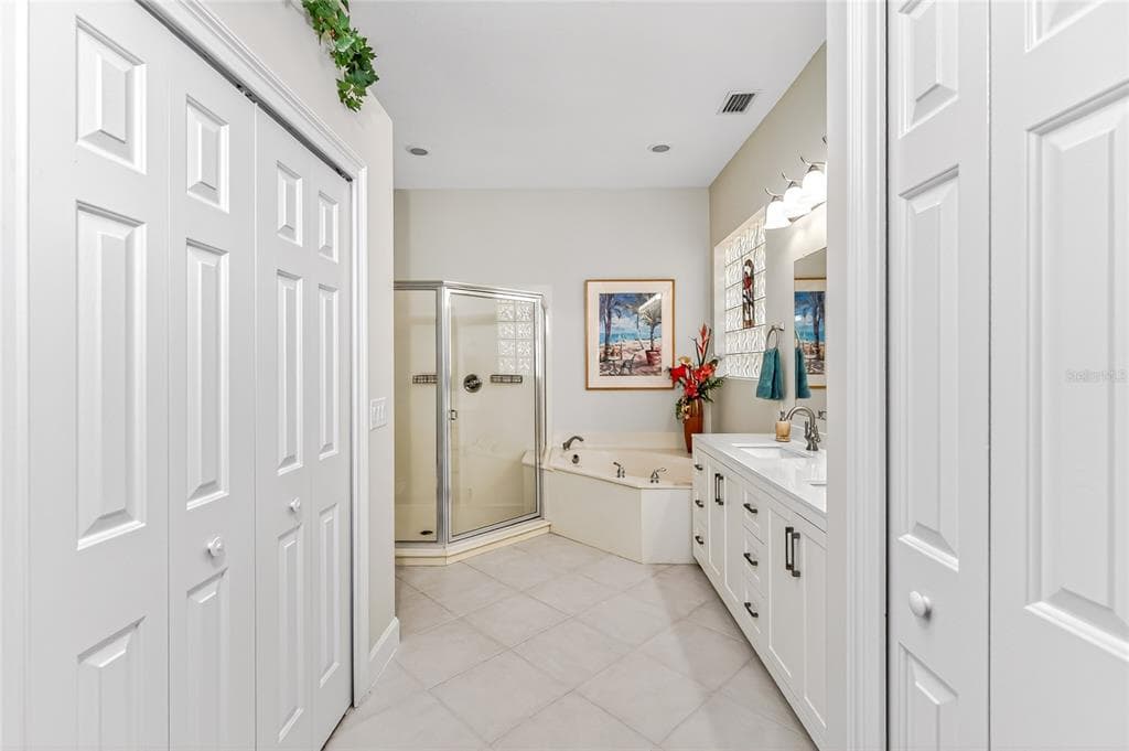 3337 SUNSET KEY CIRCLE photo 22