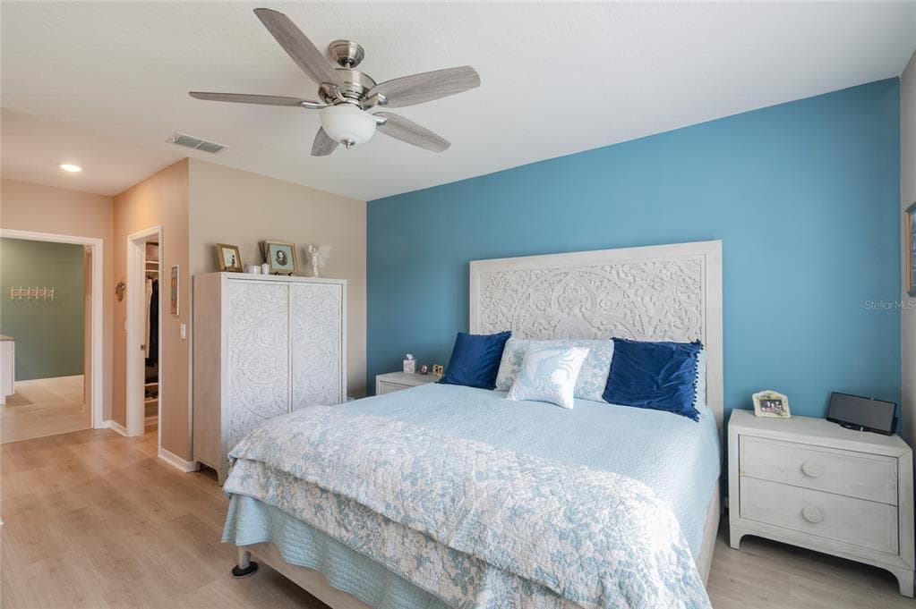 5688 SILTSTONE STREET photo 20