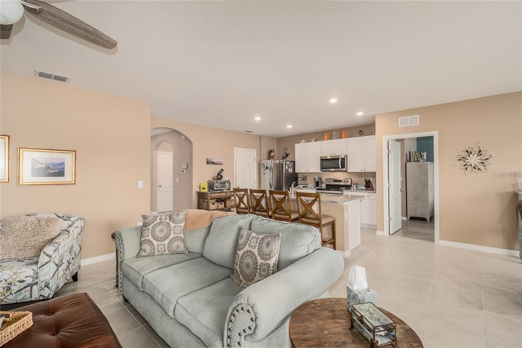 5688 SILTSTONE STREET photo 14