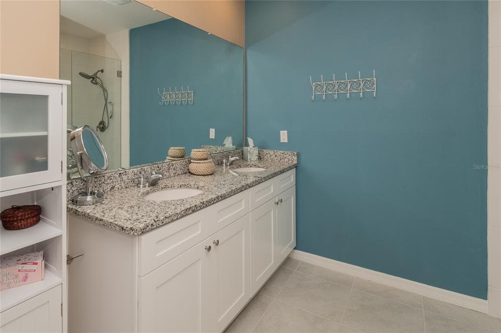 5688 SILTSTONE STREET photo 25