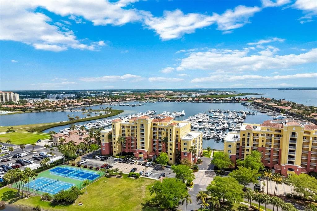 606 RIVIERA DUNES WAY #601 2