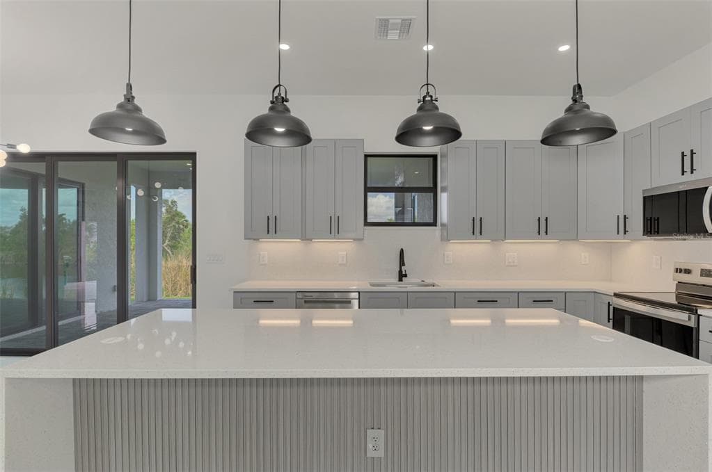 9468 ATTICA CIRCLE photo 20