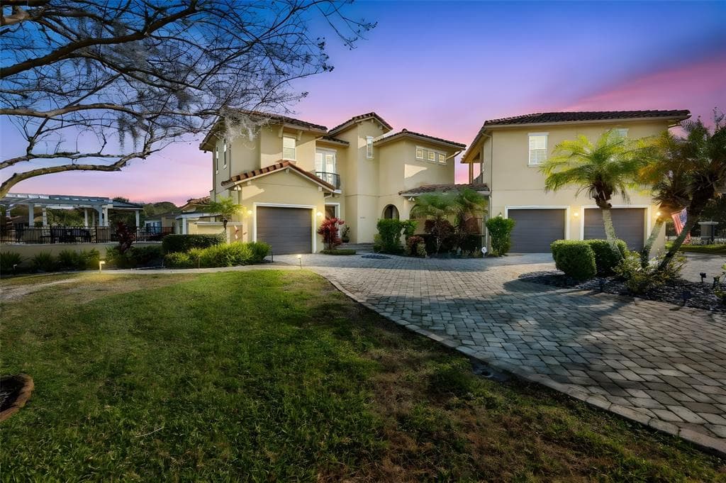 10517 TARPON SPRINGS ROAD photo 1