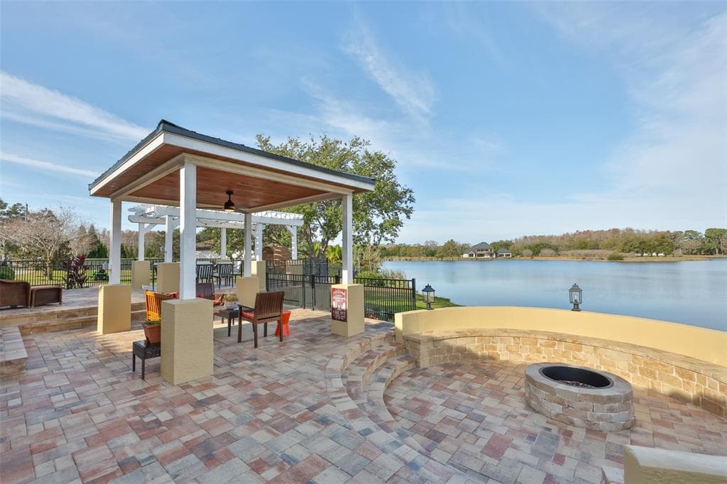 10517 TARPON SPRINGS ROAD photo 9