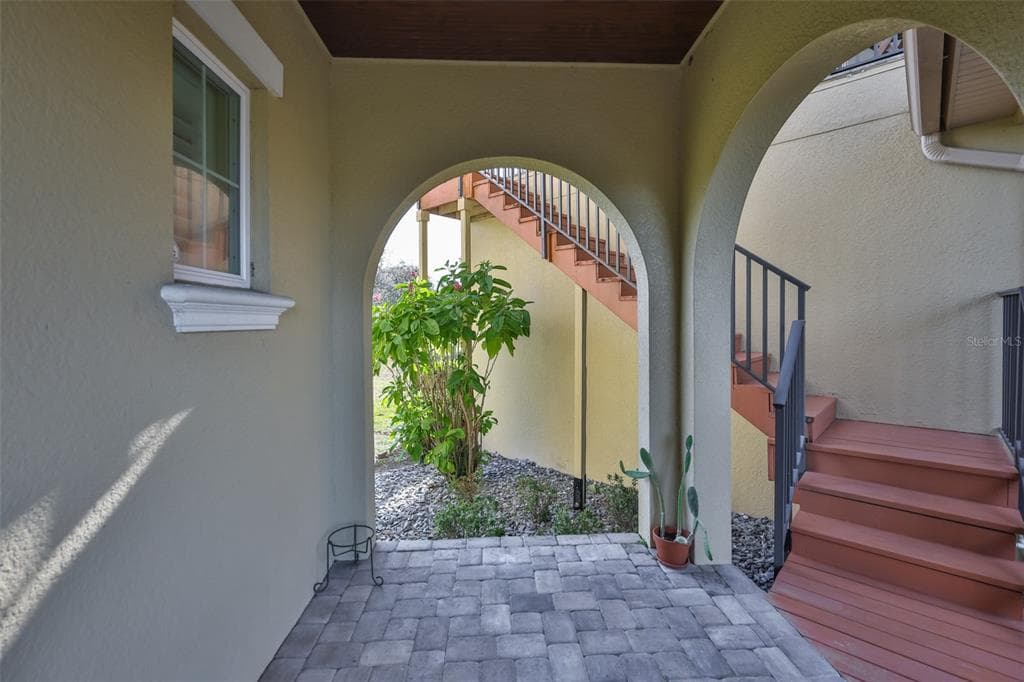 10517 TARPON SPRINGS ROAD photo 18