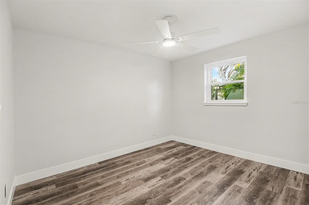 468 GRENIER DRIVE photo 22