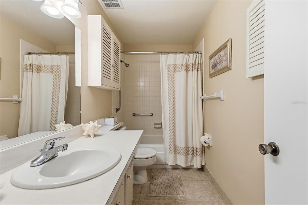 650 PINELLAS POINT DRIVE S 230 photo 11