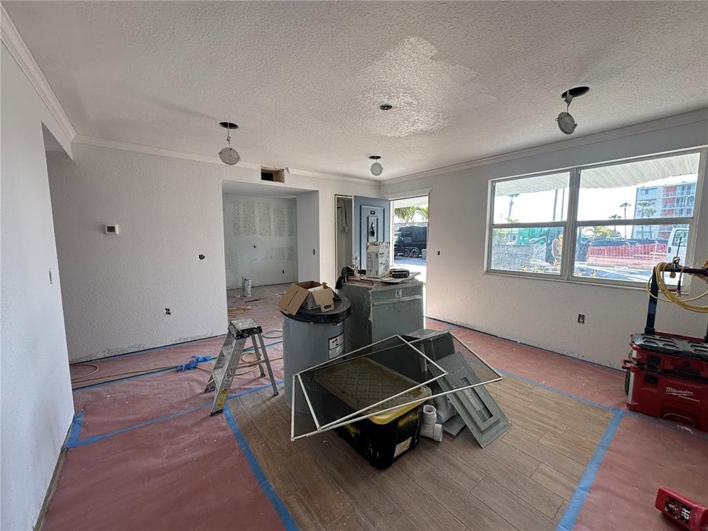 1859 SHORE DRIVE S 107 photo 10