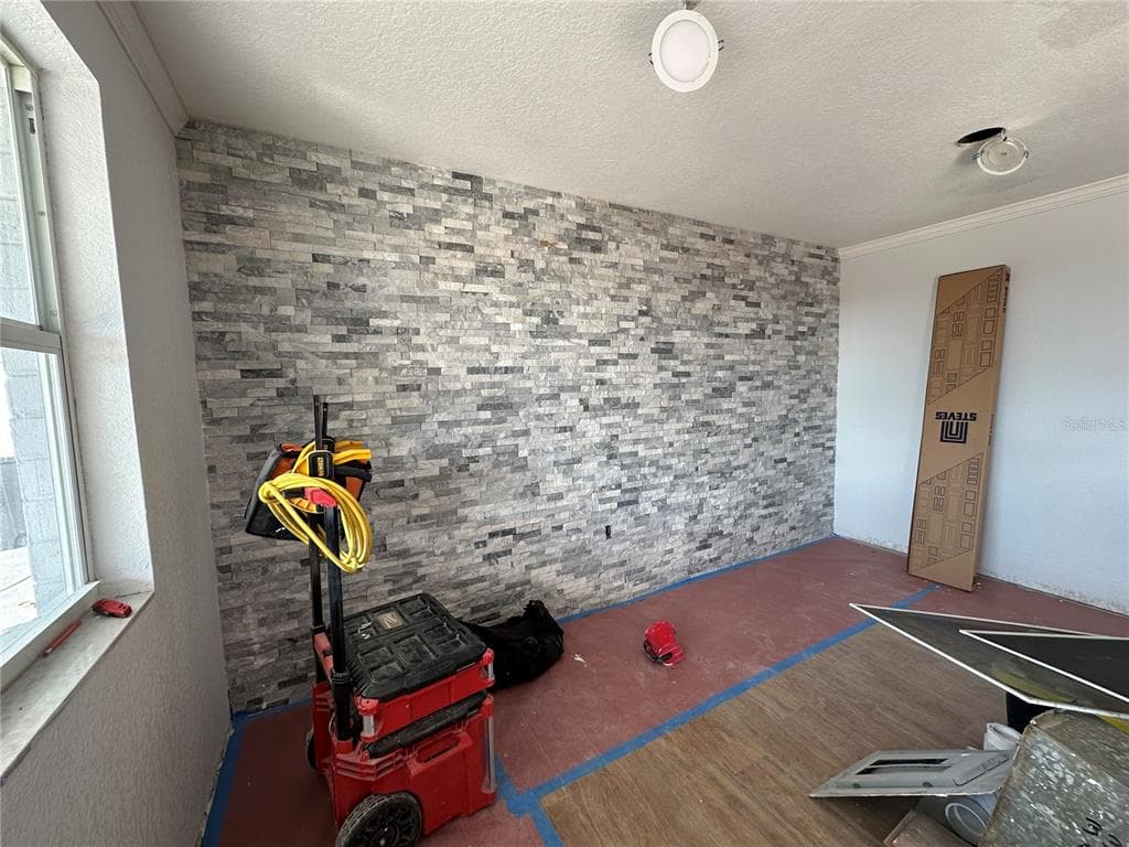 1859 SHORE DRIVE S 107 photo 8