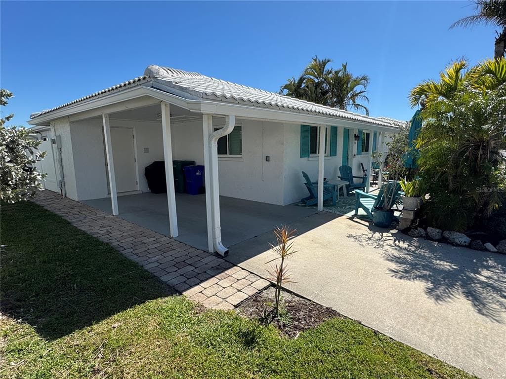 718 SPANISH DRIVE N photo 19