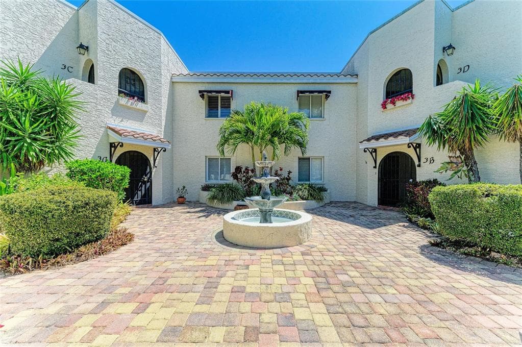 6101 34TH STREET W 3D photo 1