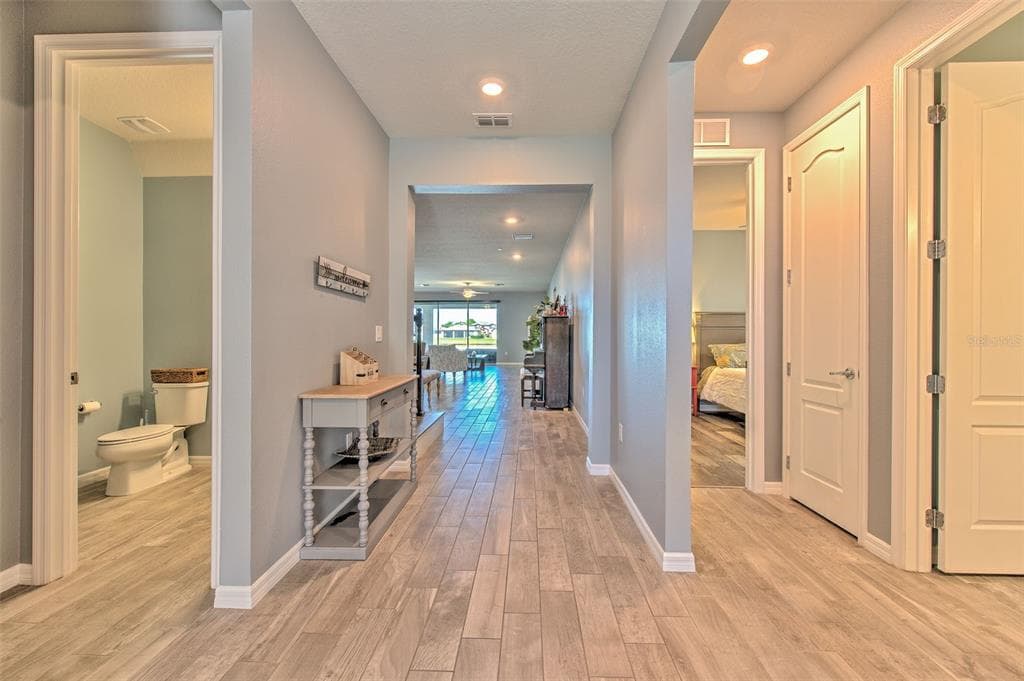 13821 TONYA ANNE DRIVE photo 4