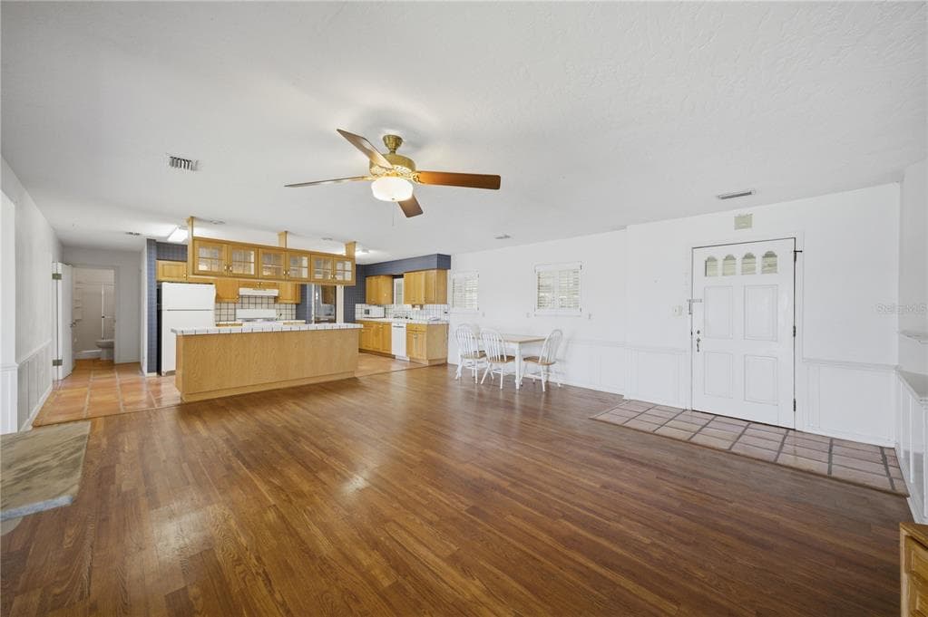 21407 NW 39TH COURT photo 7