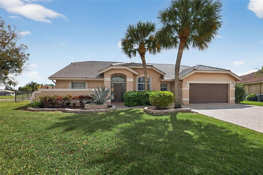 12301 CABOT COURT photo 2