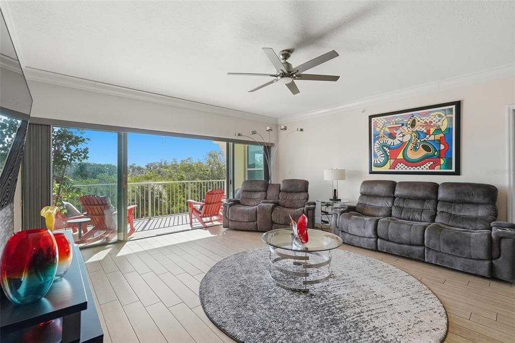 1695 PINELLAS BAYWAY S #E4 4