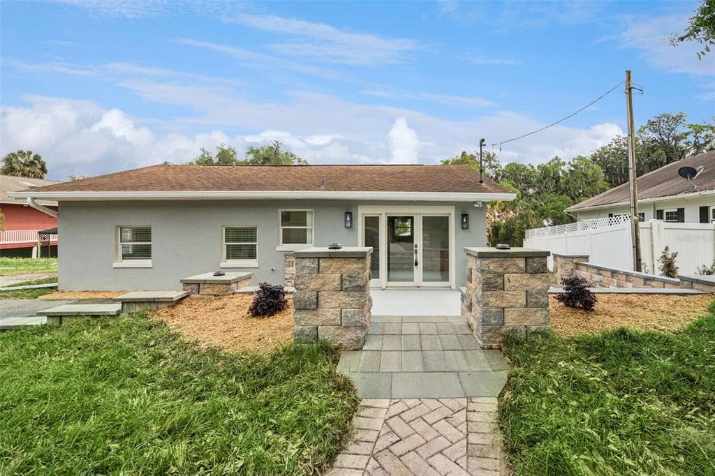 2316 N GRIFFIN DRIVE 1