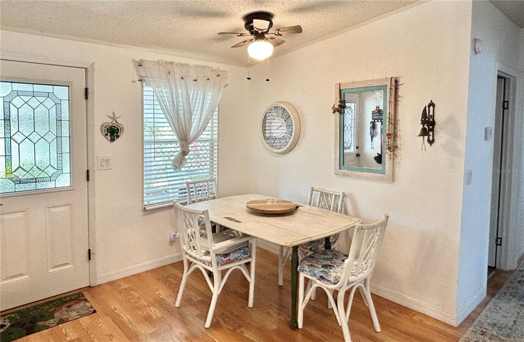 102 AMERICANA COURT NE 206 photo 11