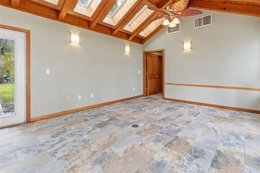 299 RILEY LAKE DRIVE photo 19