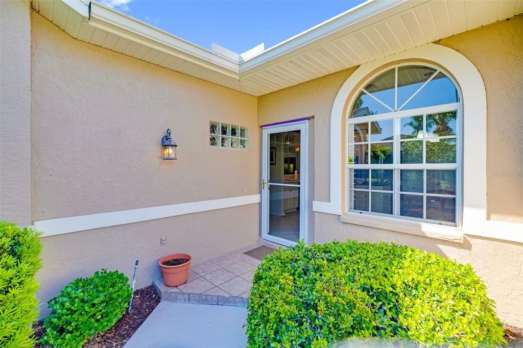 5300 MAHOGANY RUN AVENUE photo 5