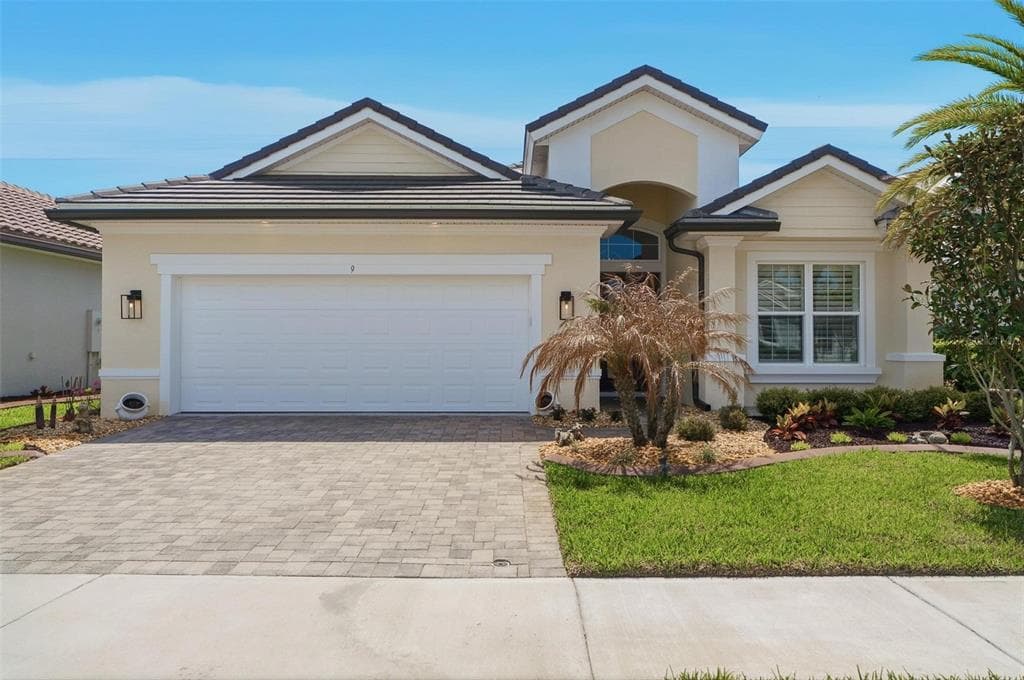 9 DEL PALMA DRIVE photo 2