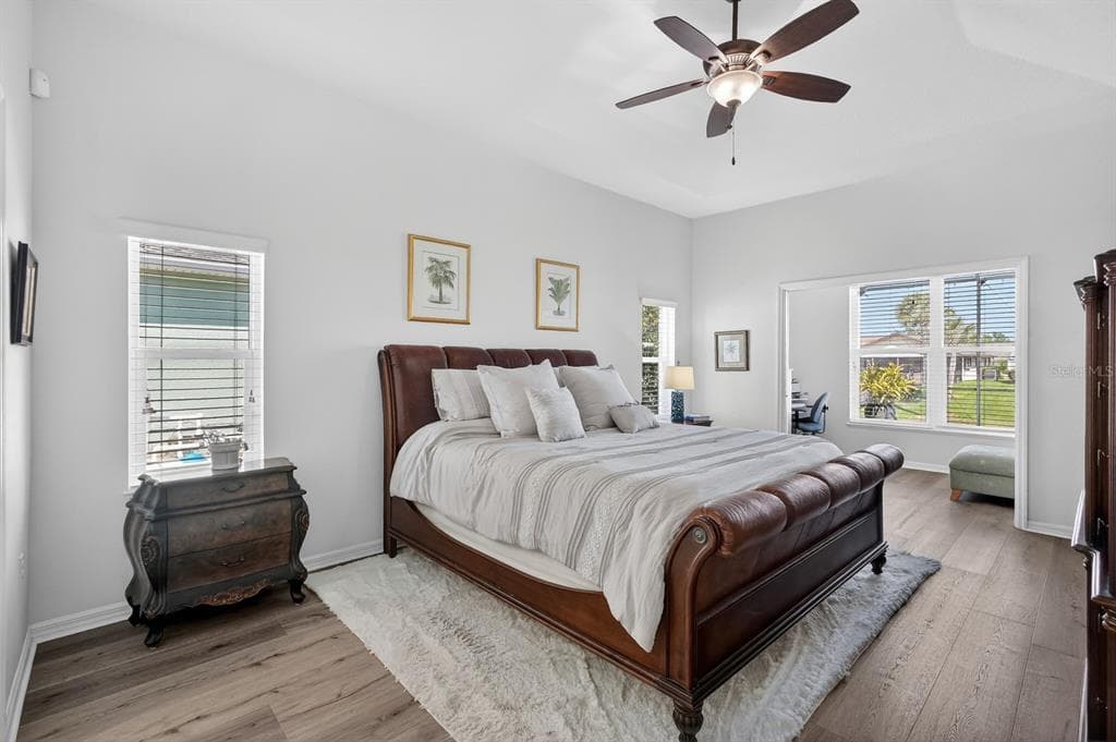 11 COTTONTON COURT photo 6
