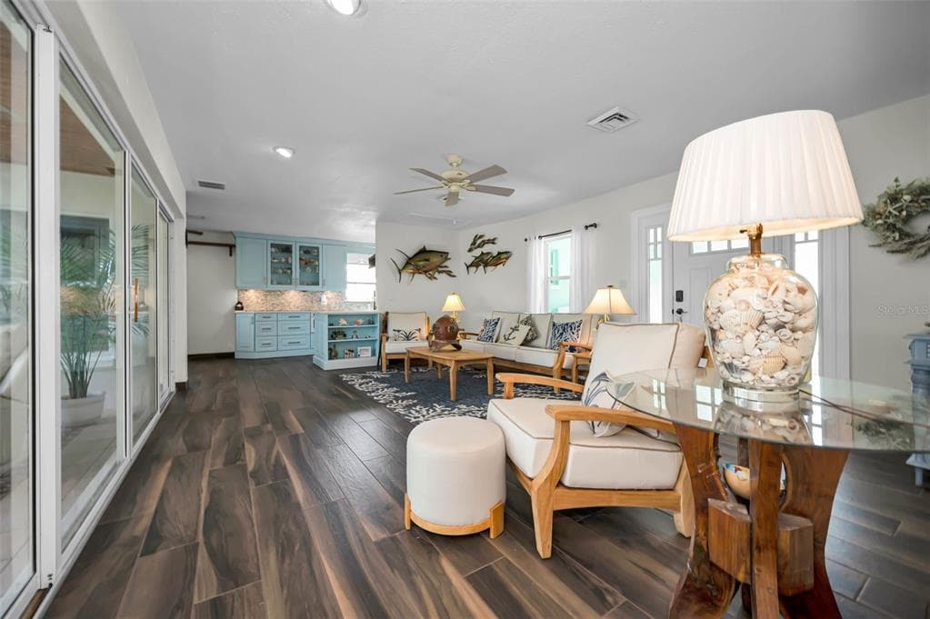 1626 SEA BREEZE DRIVE photo 22