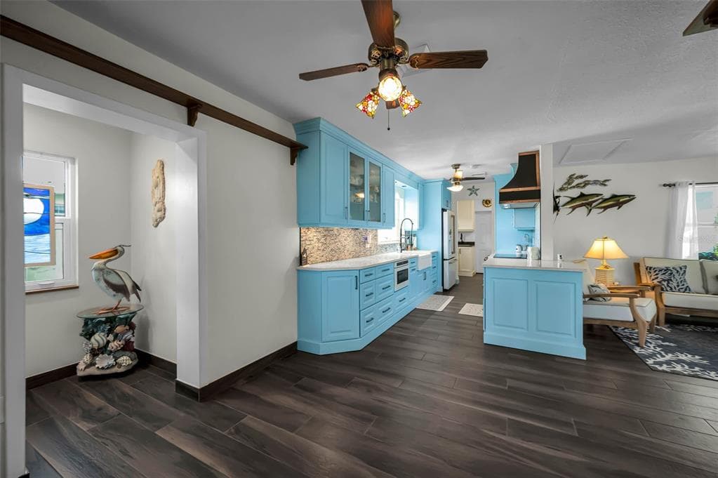 1626 SEA BREEZE DRIVE photo 14