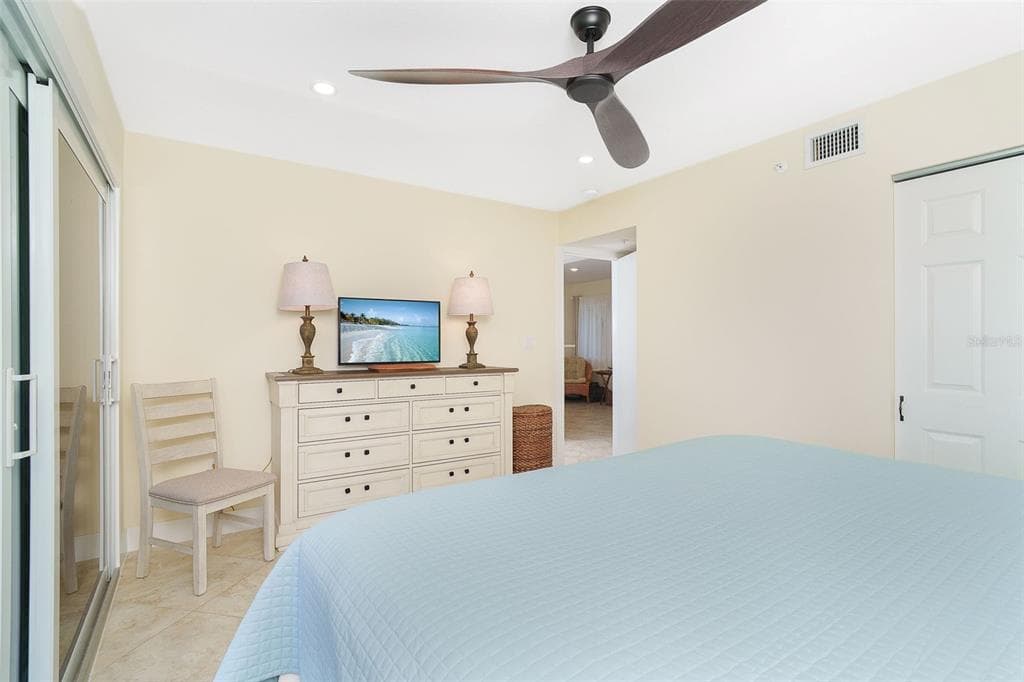 9200 LITTLE GASPARILLA ISLAND 403 photo 16
