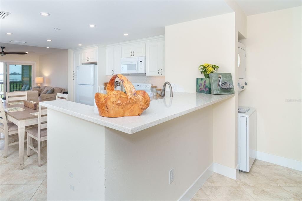9200 LITTLE GASPARILLA ISLAND 403 photo 12