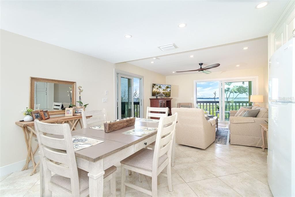 9200 LITTLE GASPARILLA ISLAND 403 photo 4