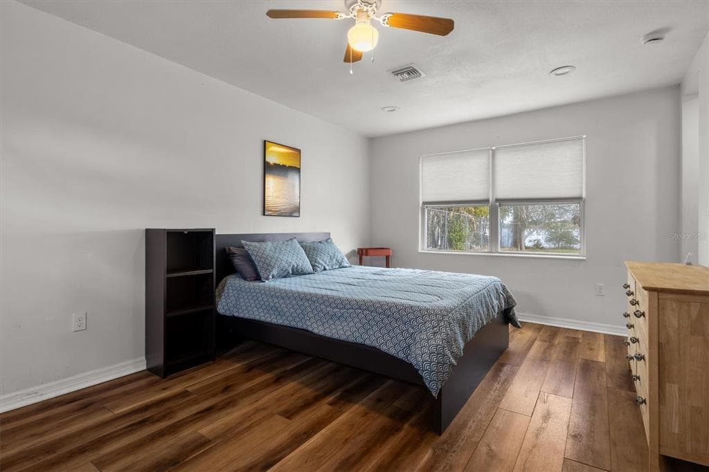 900 LAKE JESSIE DRIVE photo 25