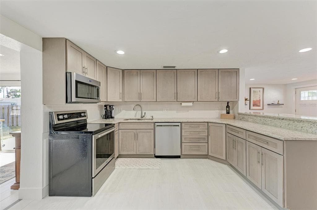 3311 WATER STREET photo 15