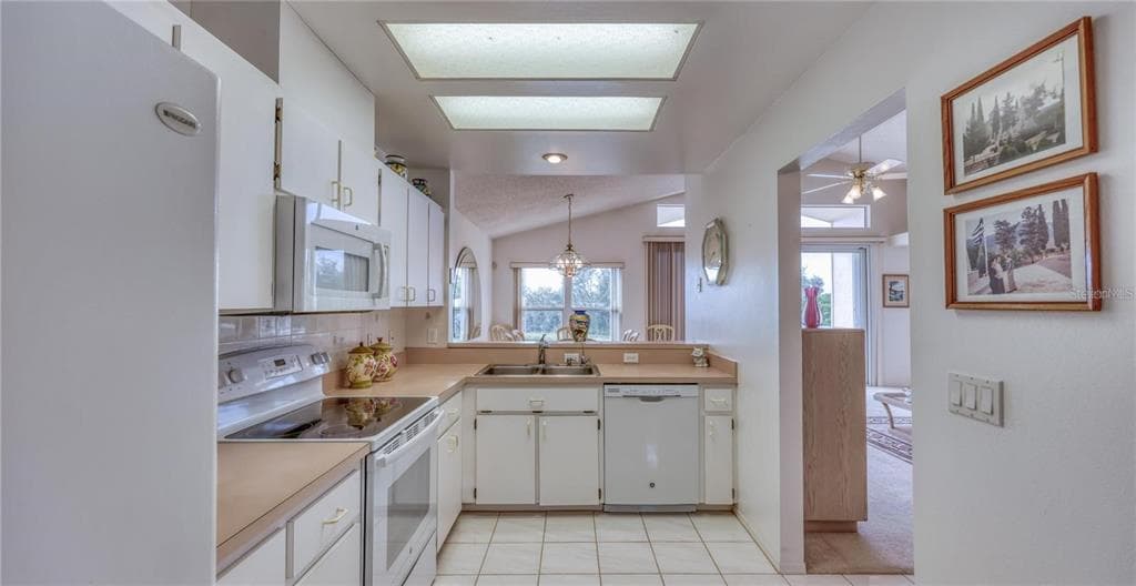 718 LIGHTHOUSE DRIVE photo 14