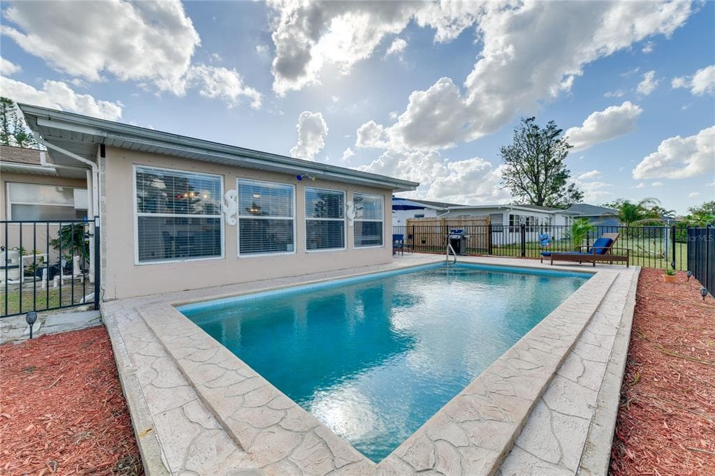 6222 FABIAN ROAD 3