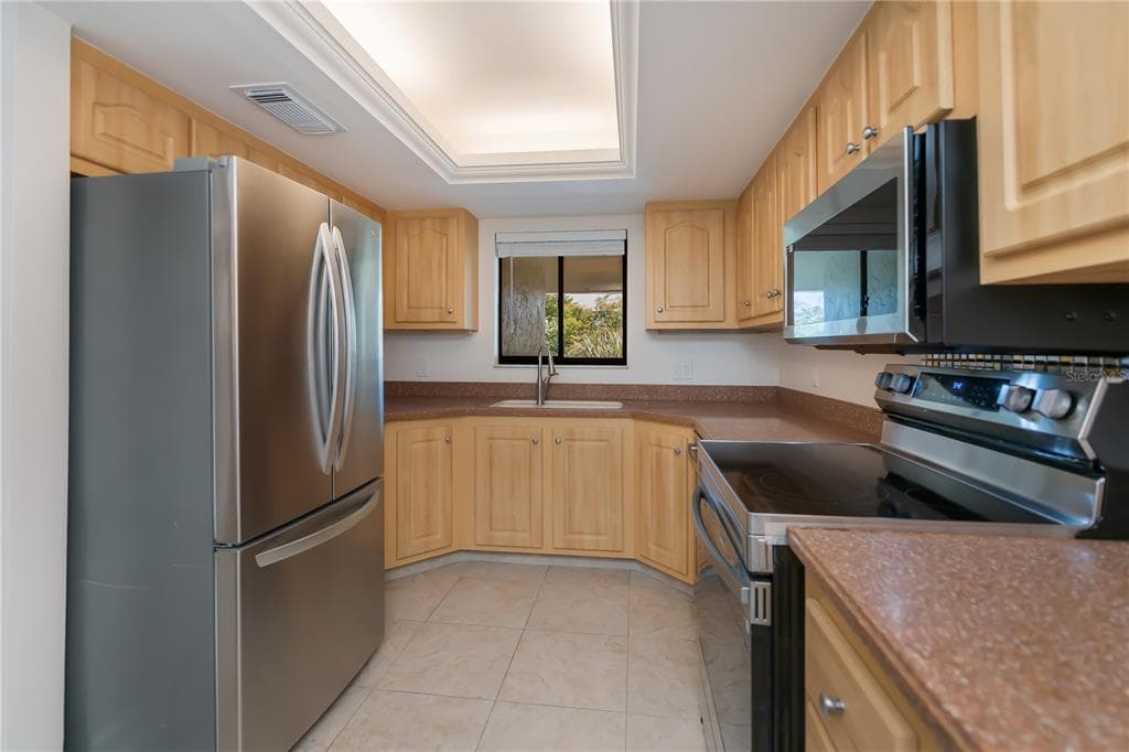 4396 BOWSPRIT COURT 4E photo 5